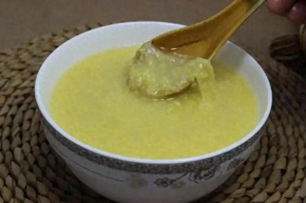 富兴配资端 研究发现：胃病患者常喝小米粥，半年内身体或有4大改善